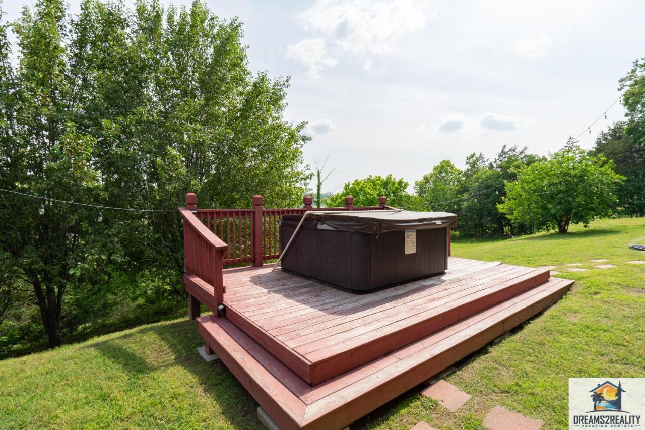 4Br Walk-In - Foosball Table - Hot Tub - Fire Pit - Free Tickets Included - Dv166 Branson Exterior foto